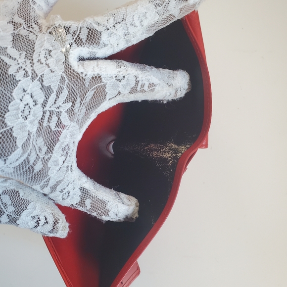 Louis Vuitton Epi Wallet Bifold Red - Picture 9 of 10